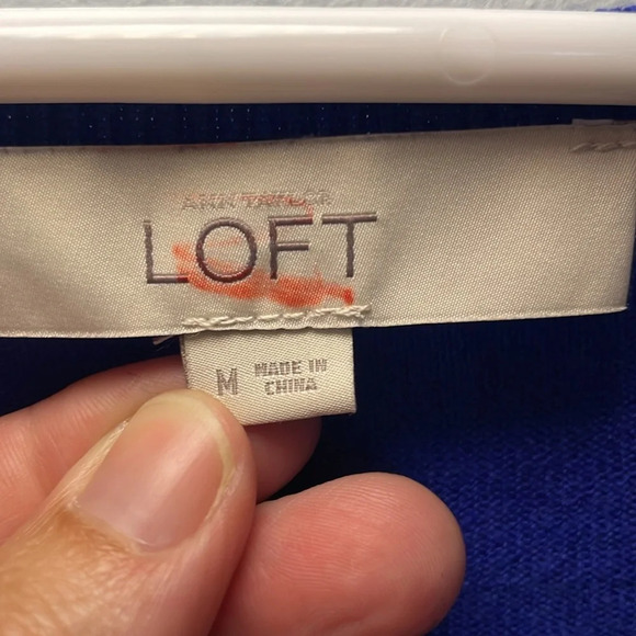 Loft women’s size M sweater blue floral mixed fabrics v-neck 3/4 sleeve work - Picture 2 of 6